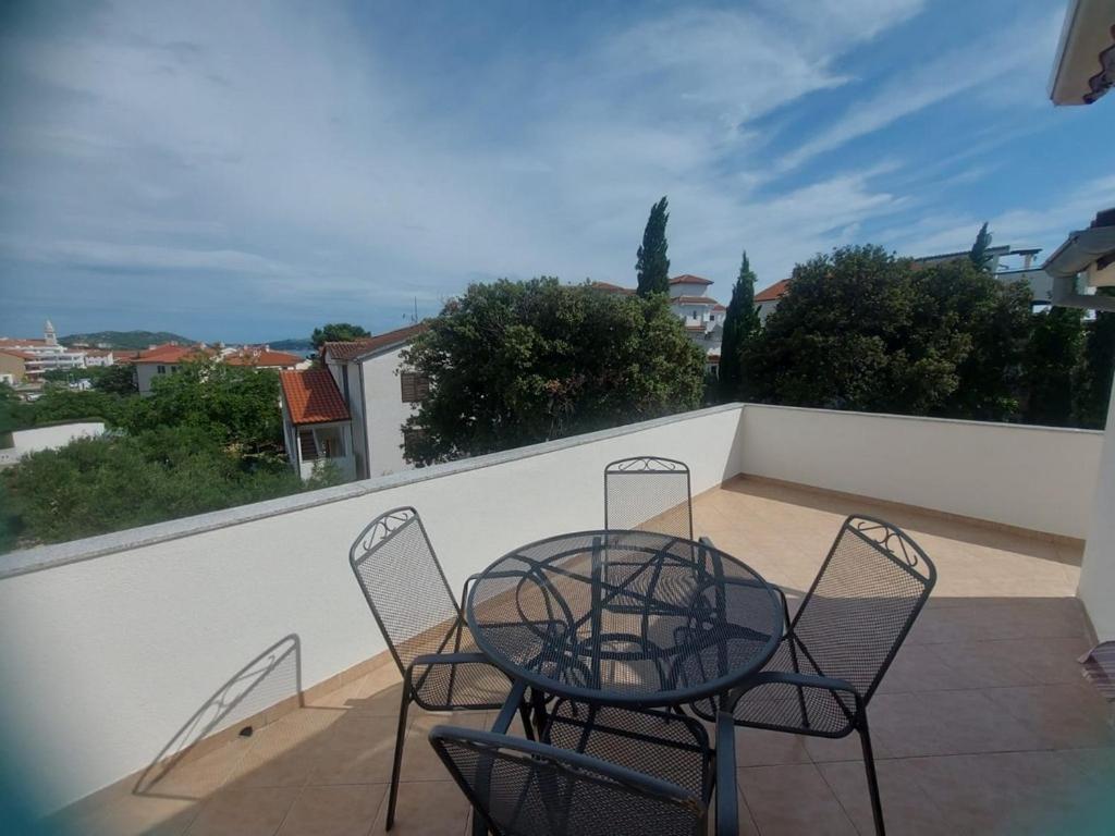 Apartments With A Parking Space Pakostane, Biograd - 22375 Экстерьер фото
